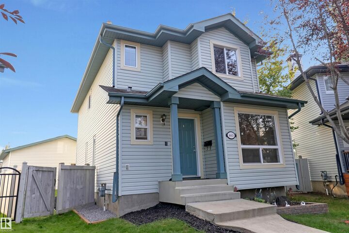 460 Gibb Wynd NW  Edmonton AB T5T 6W7 photo