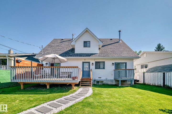 9012 142 Street NW  Edmonton AB T5R 0M5 photo