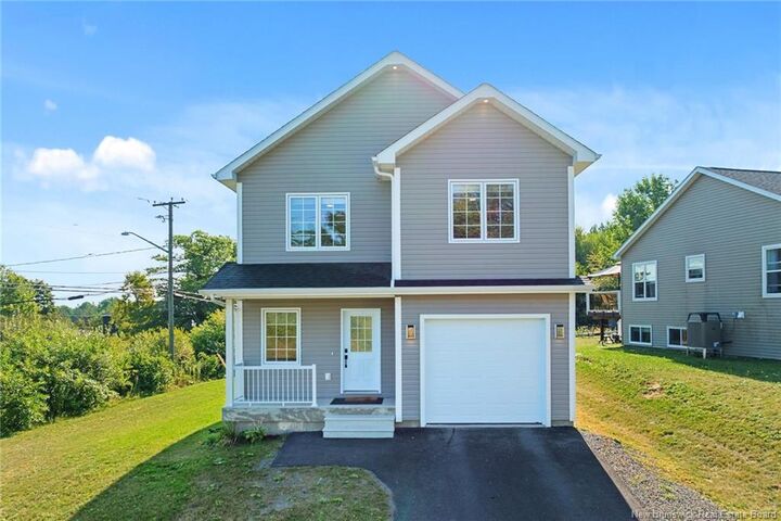 5 Stapleton Street  Fredericton NB E3C 0J5 photo