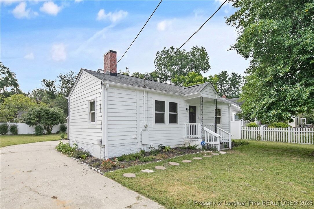 Property Photo: 128 W Circle Court NC 28301