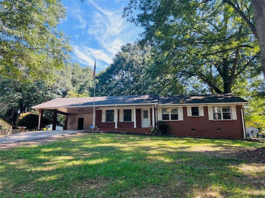 Property Photo: 356 Shannon Way GA 30044