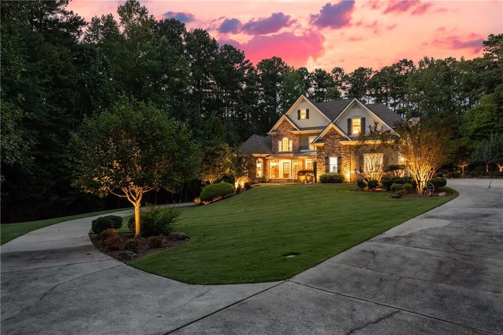 Property Photo: 5300 Hill Road NW GA 30101
