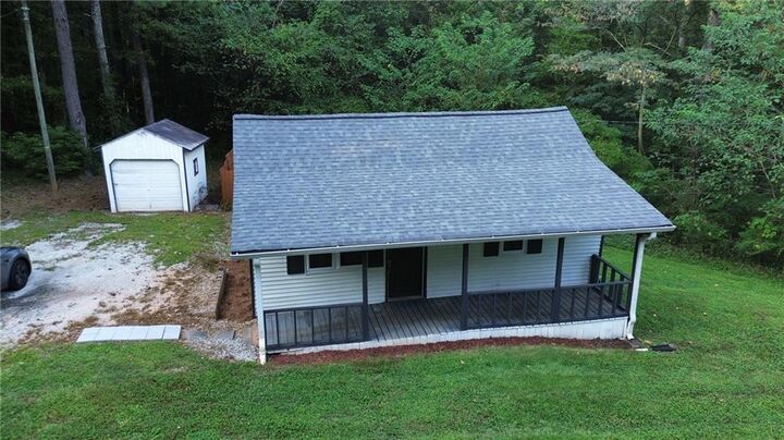 Property Photo: 562 Patillo Road GA 30281