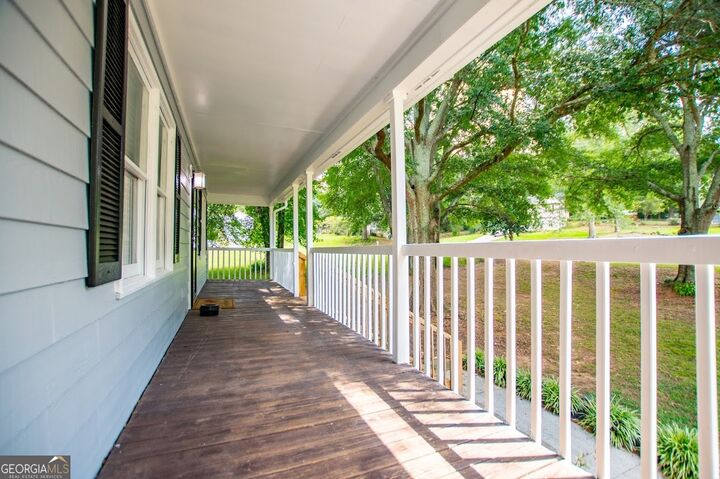 Property Photo:  58 Riverchase Drive  GA 30180 