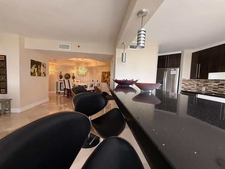 Property Photo: 20185 E Country Club Dr 1202 FL 33180
