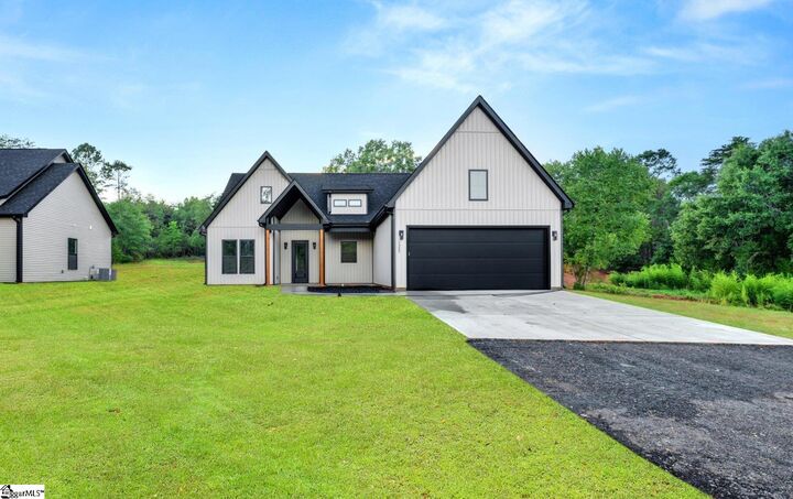 1352 Old Canaan Road  Spartanburg SC 29306-6502 photo
