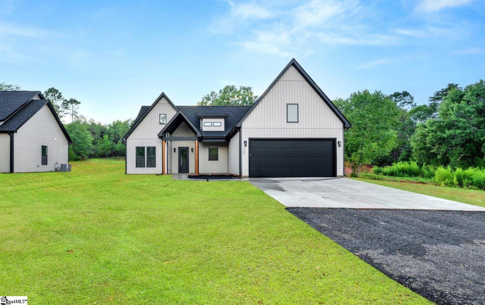 Property Photo: 1352 Old Canaan Road SC 29306-6502