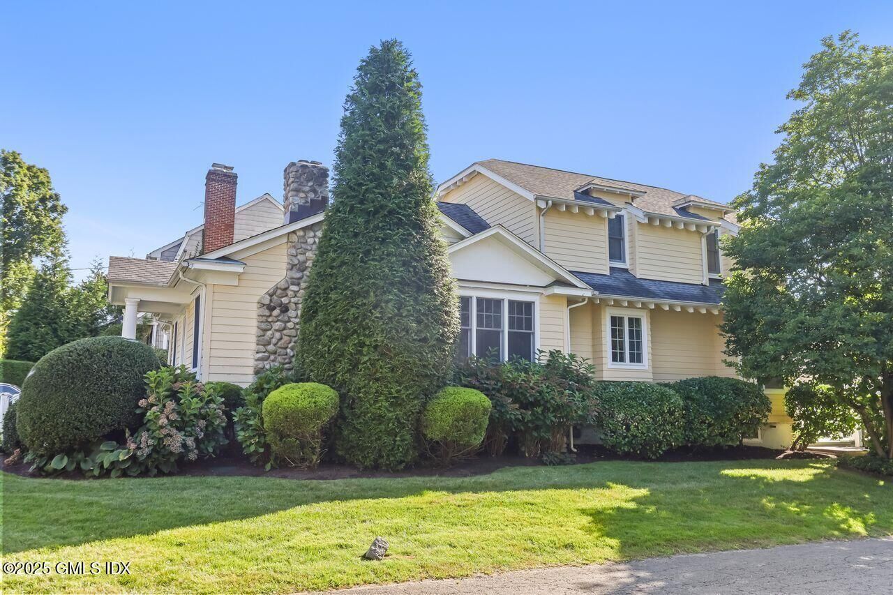 Property Photo:  17 Lockwood Drive  CT 06870 