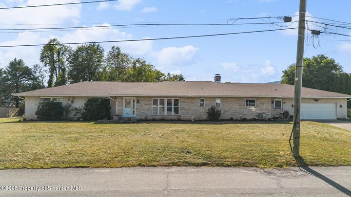 Property Photo: 436 W 4th Street PA 18644
