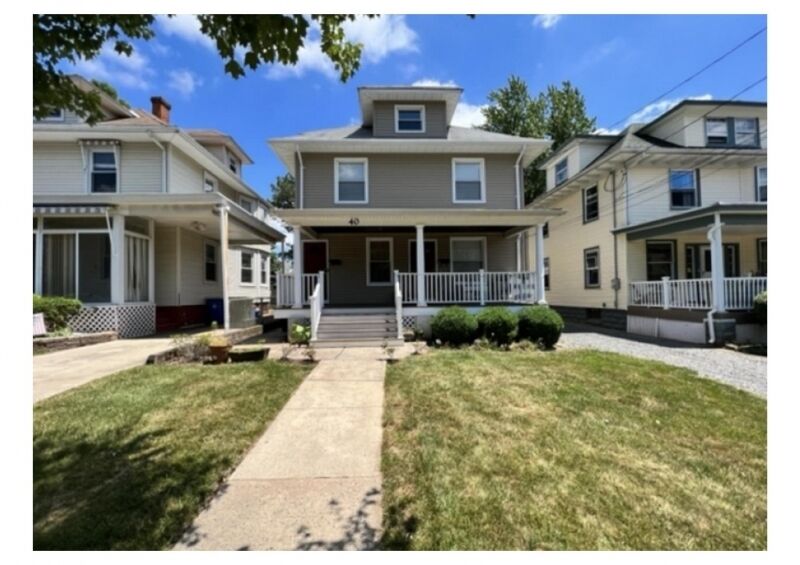 Property Photo: 40 Codington Pl NJ 08876