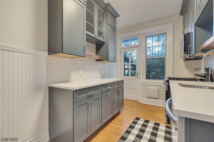 Property Photo:  4 Riverside Dr 203  NJ 07016 