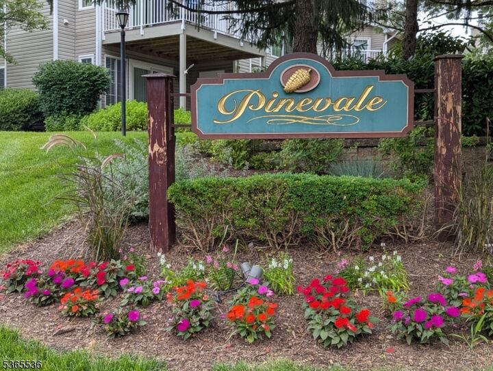 Property Photo: 15 Ray Court Ondo NJ 07921