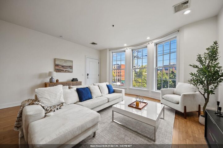 261 Grand St B  Jc, Downtown NJ 07302 photo