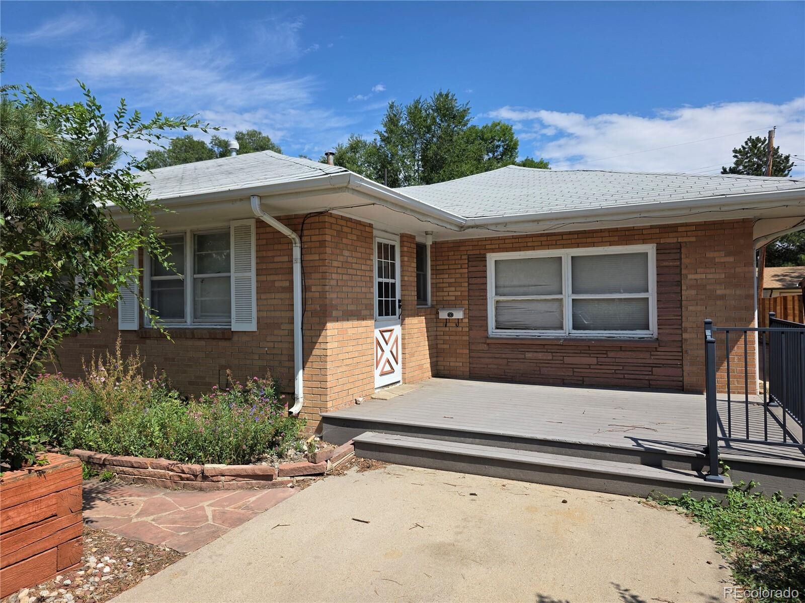 Property Photo:  1332 Lincoln St  CO 80501 