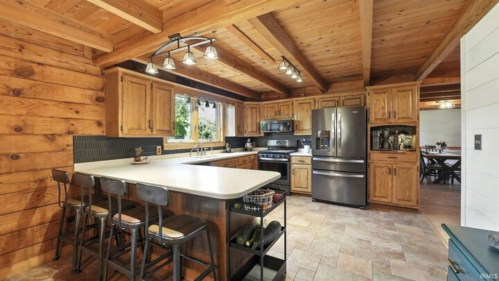 Property Photo:  1249 S Sherman Street  IN 46725-7594 