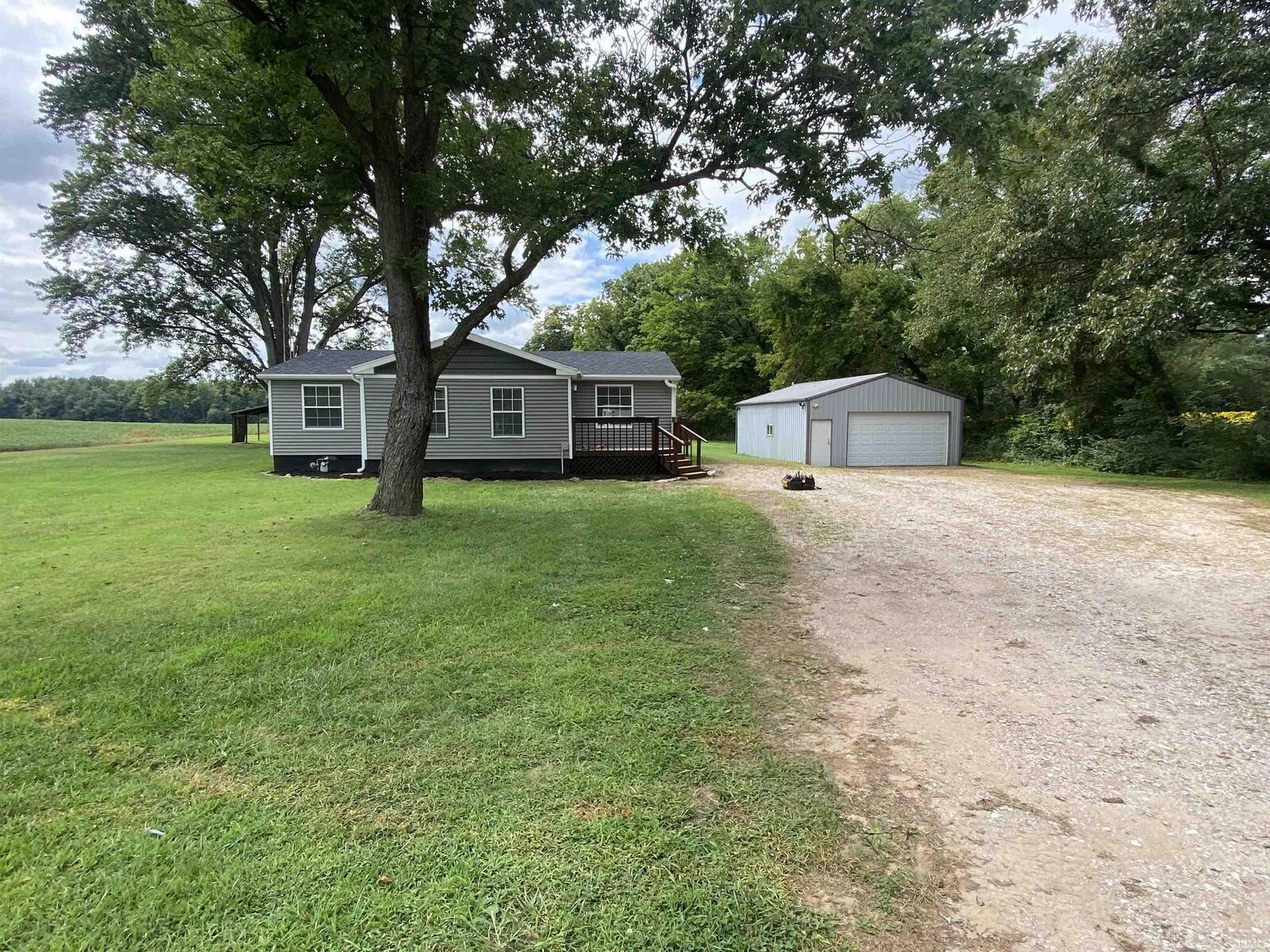 Property Photo: 1101 N 200 West IN 47501