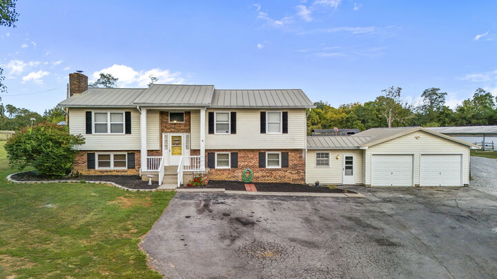 Property Photo:  1150 Russell Cave Road  KY 41031 