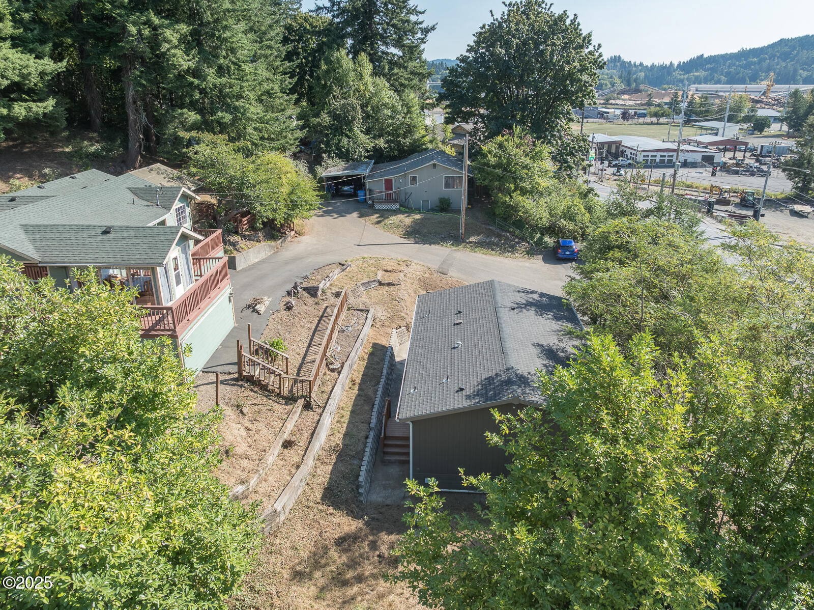 Property Photo:  150 NW 5th Street  OR 97391 