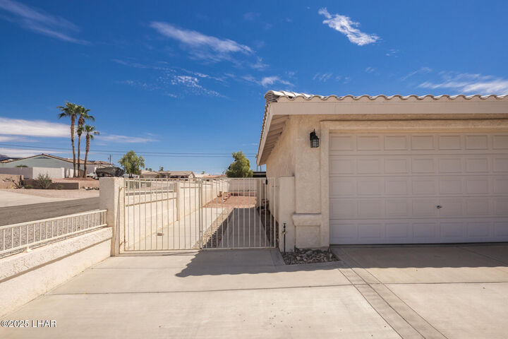 Property Photo: 3340 Horseshoe Canyon Dr AZ 86406