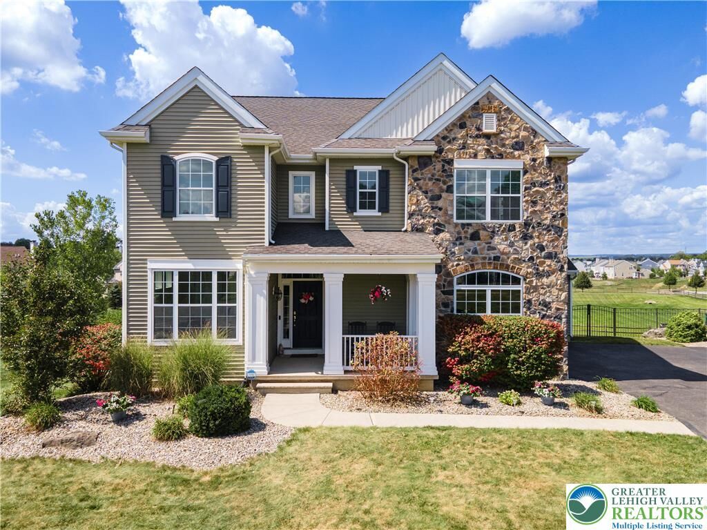 Property Photo: 2688 Meadow Lane Drive PA 18040