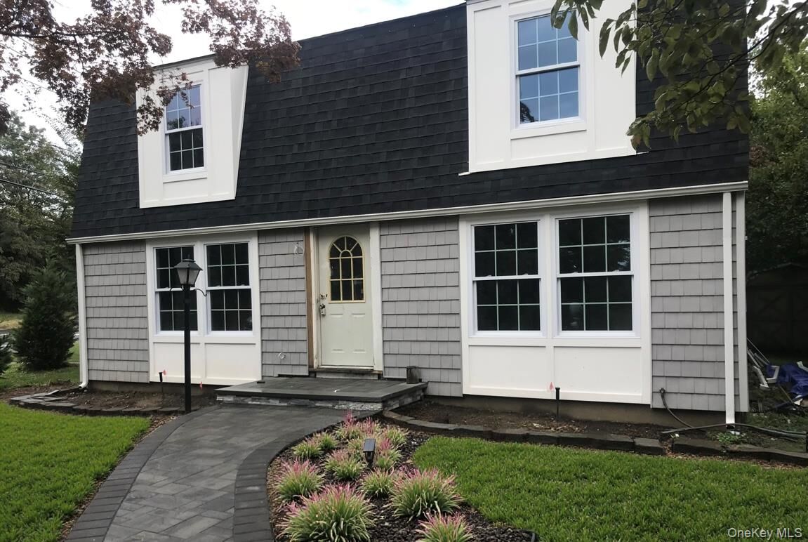 Property Photo: 1280 Sunrise Highway NY 11795