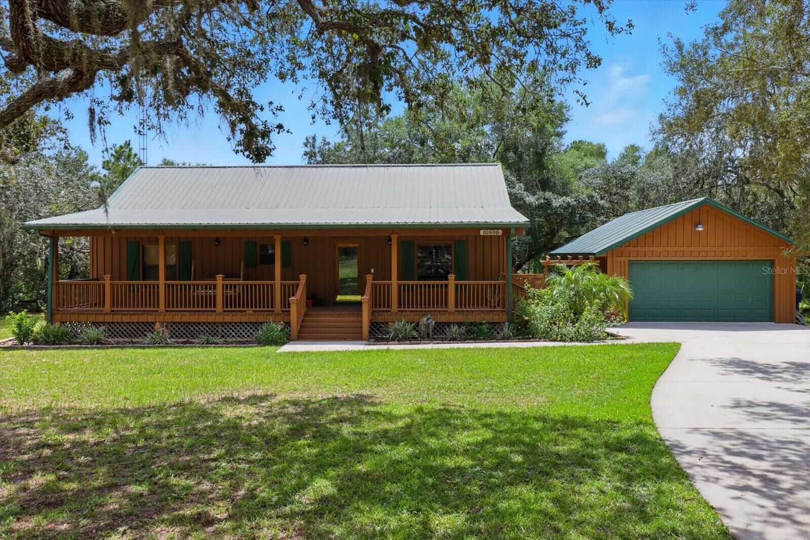 Property Photo: 10596 E Ashwood Lane FL 34450