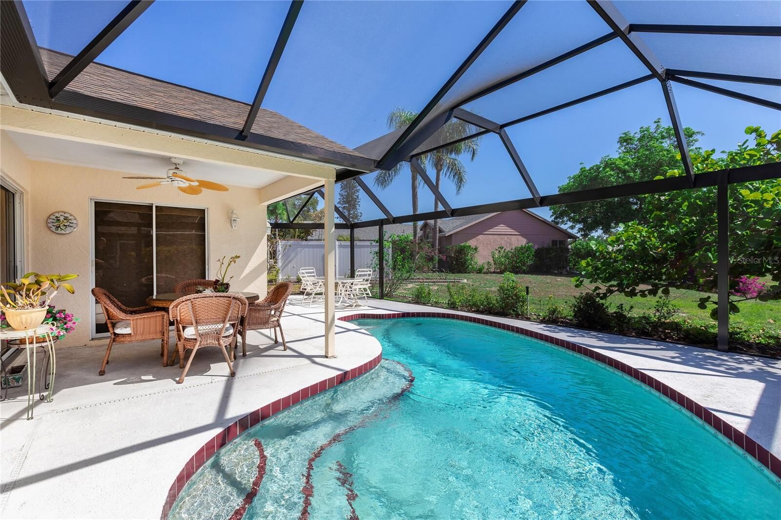 Property Photo: 4527 Hamlets Grove Drive FL 34235