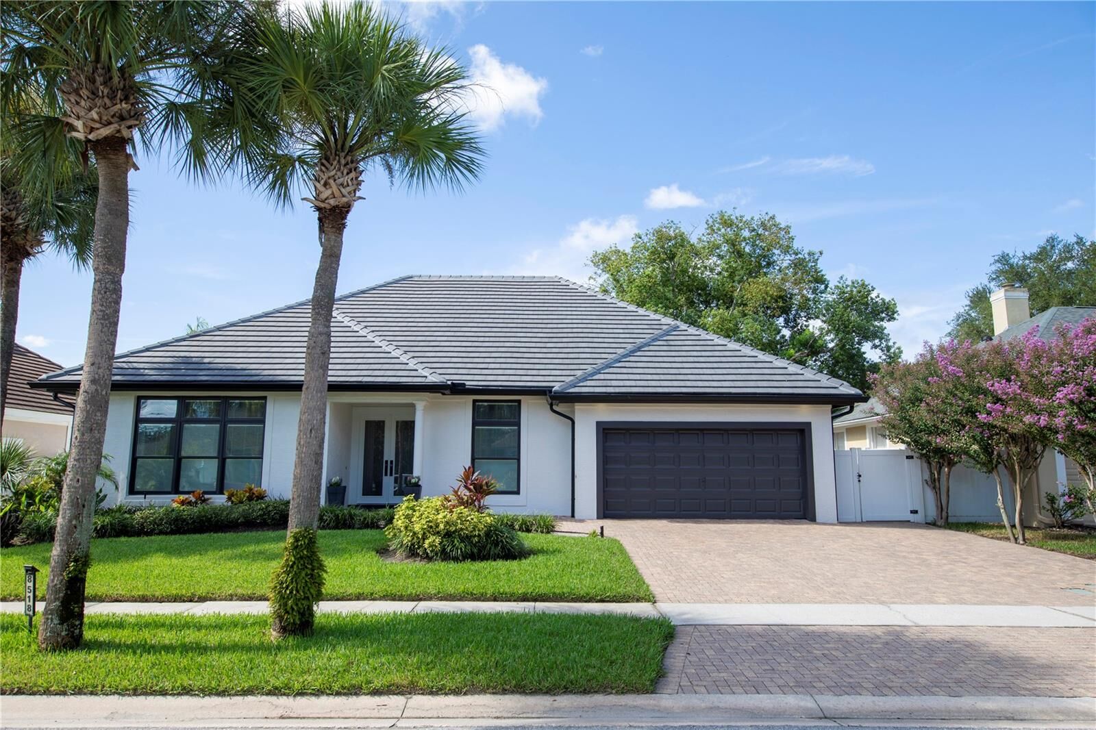 Property Photo:  8518 Buckley Court  FL 32817 