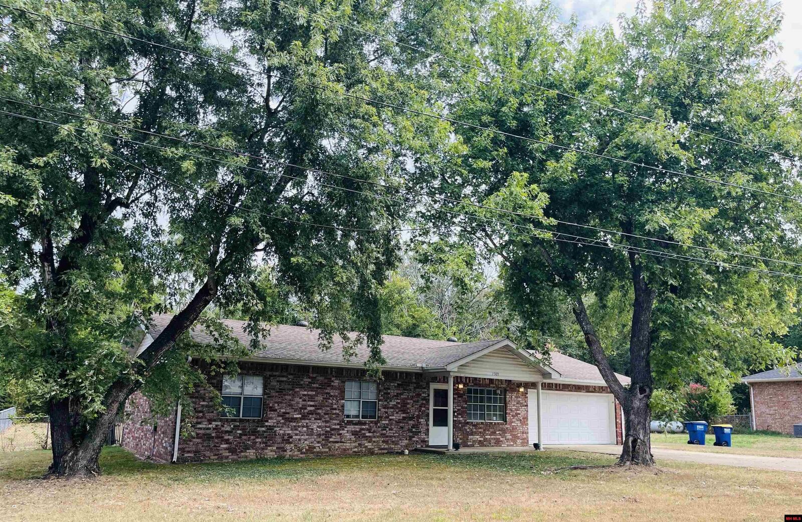 Property Photo:  1509 Gregg Road  AR 72653 