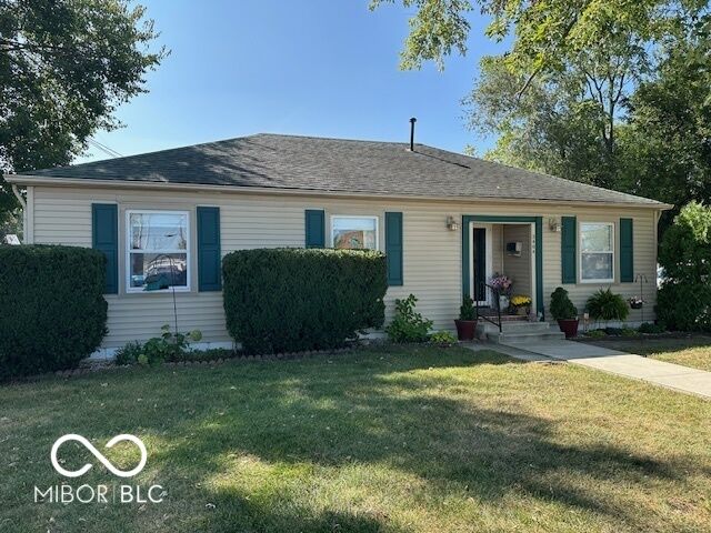Property Photo: 2404 N Cherry Street IN 47201
