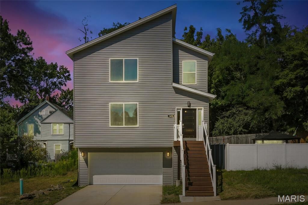Property Photo:  1623 Forest Avenue  MO 63139 