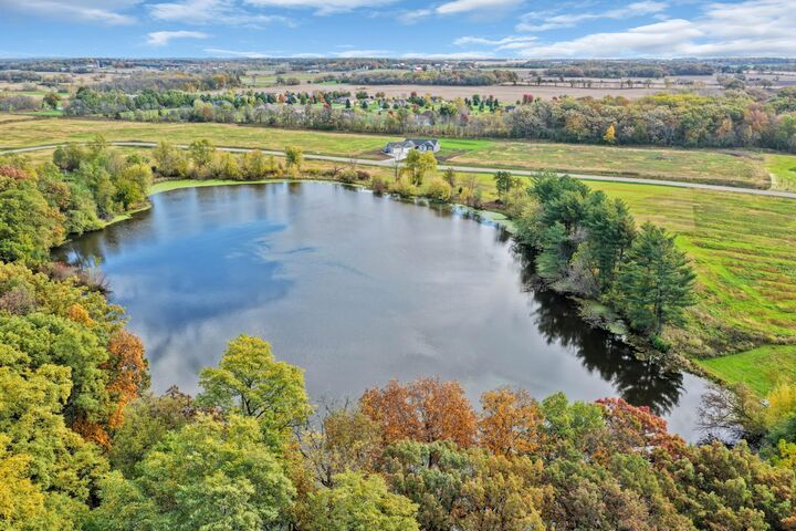 Property Photo:  815 N English Settlement Ave  WI 53105 