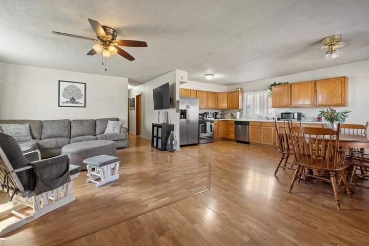 Property Photo:  201 N Newton Avenue  SD 57745 