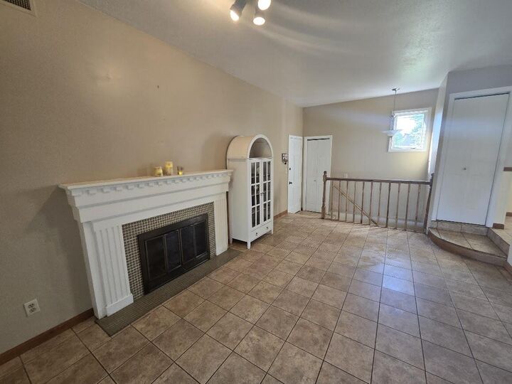 Property Photo:  1521 E Broadway Street  MI 48858 