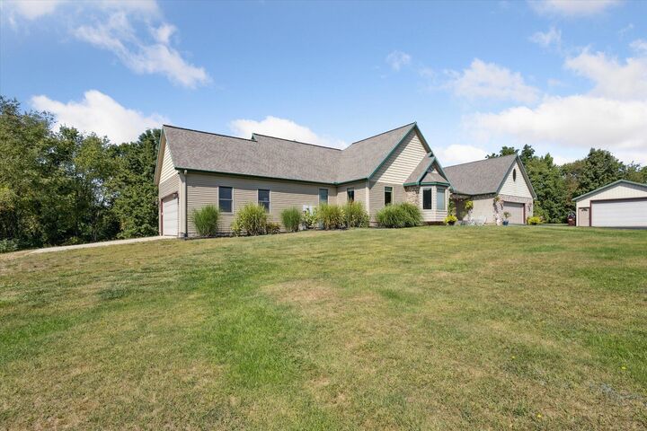 Property Photo: 6930 Bowerman Road MI 49246