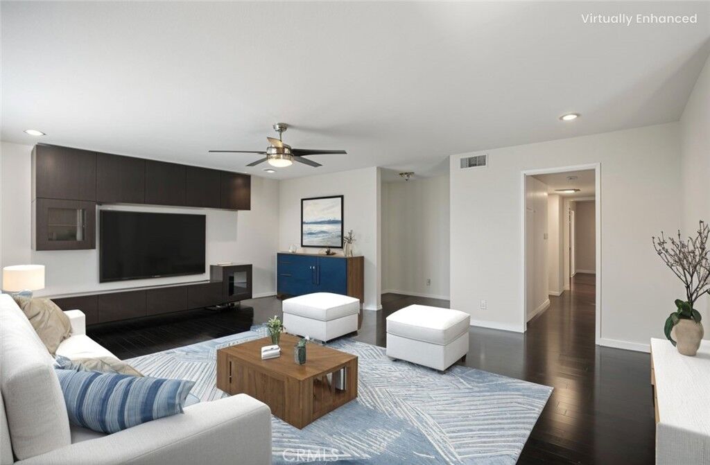 Property Photo:  3939 N Virginia Road 216  CA 90807 