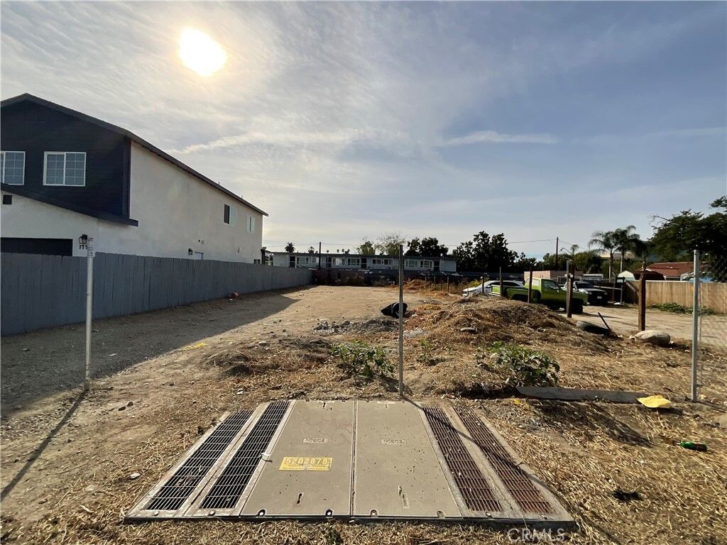 Property Photo: 0 E 5th St CA 92410