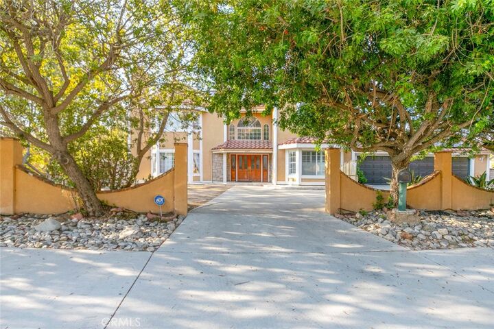 Property Photo:  11417 Mount Gleason Avenue  CA 91042 
