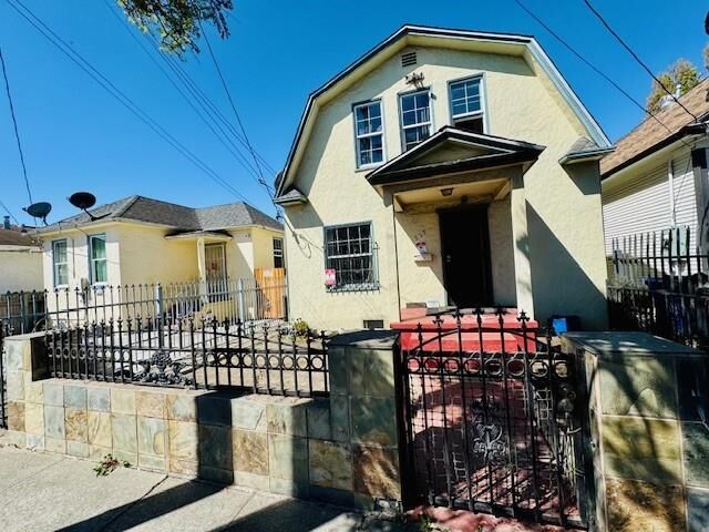 227 15th Street  Richmond CA 94801 photo