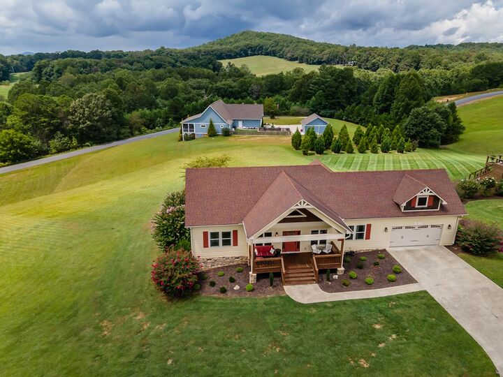 Property Photo: 62 Bonney Ridge Road GA 30512