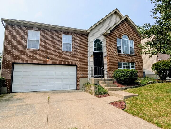 Property Photo:  2721 Berwood Lane  KY 41048 