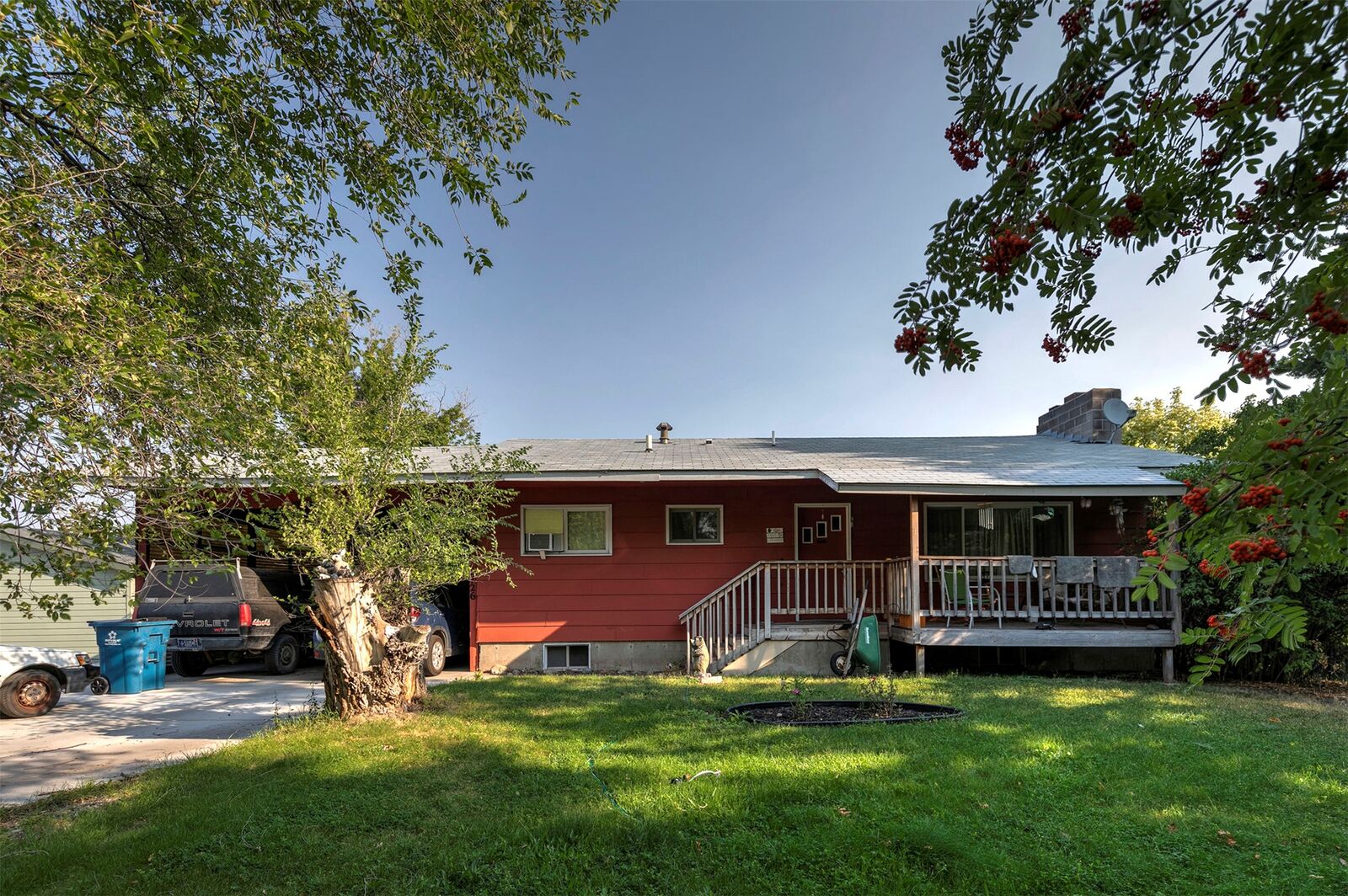 Property Photo: 2126 S 9th Street W MT 59801