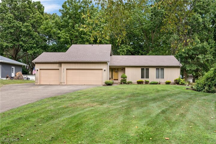 5737 Towerview Drive  New Franklin OH 44319 photo