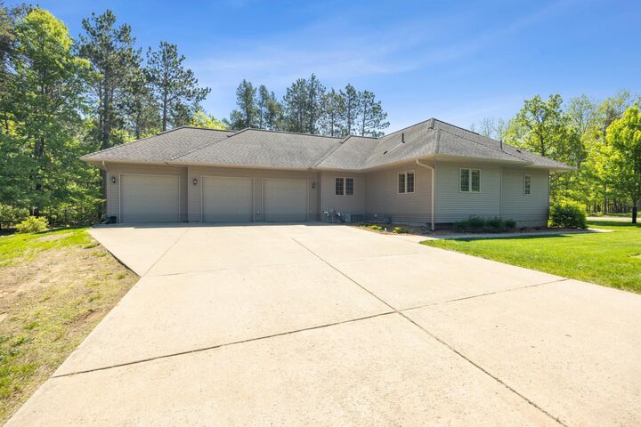 Property Photo: 14450 Blackberry Court MN 56425