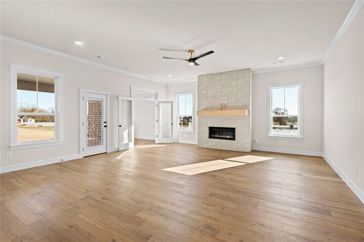 Property Photo: 1321 Fierce Lane AR 72719