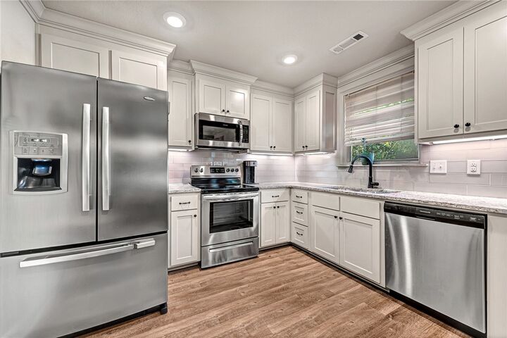 Property Photo: 79 Islay Drive AR 72715