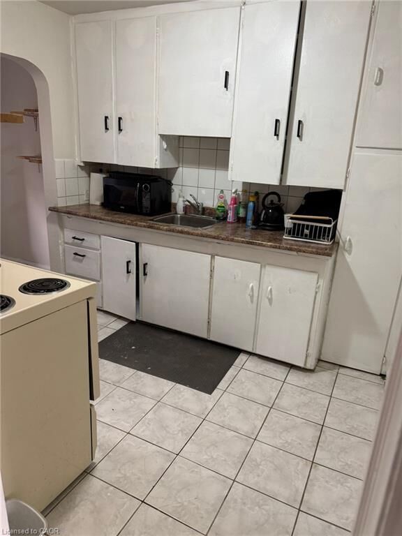Property Photo:  51 King Street E 1  ON L8G 1J9 