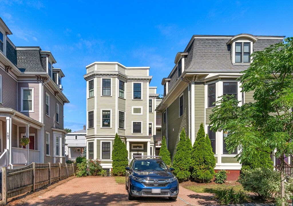 Property Photo:  107 1/2 Inman Street 1  MA 02139 