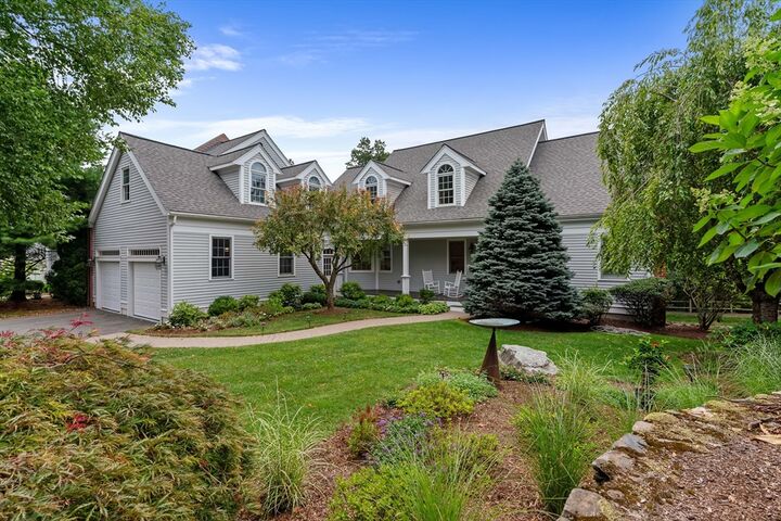 Property Photo:  16 Davis Brook Drive 16  MA 01760 