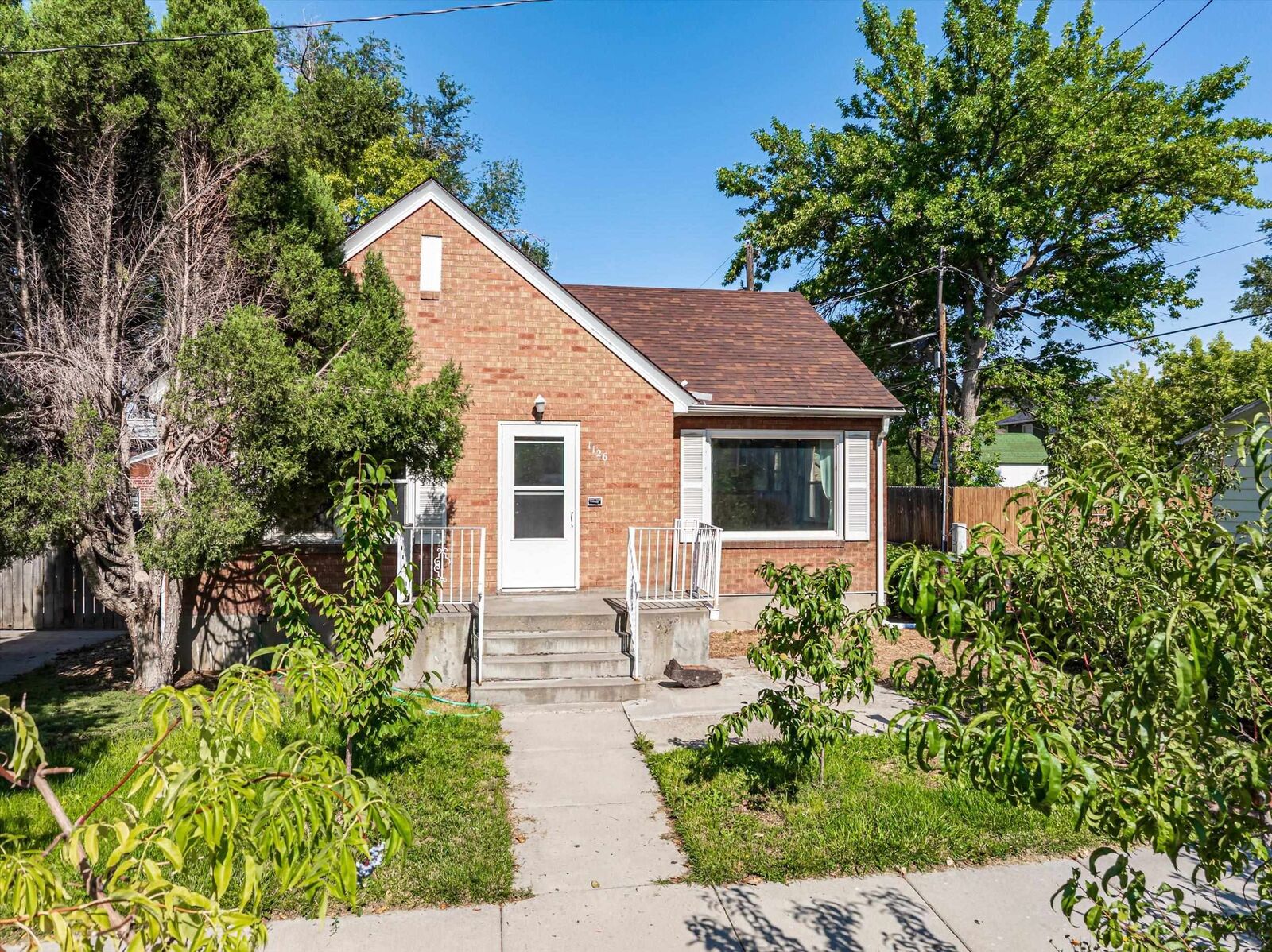 Property Photo: 1126 E Fremont Street ID 83201